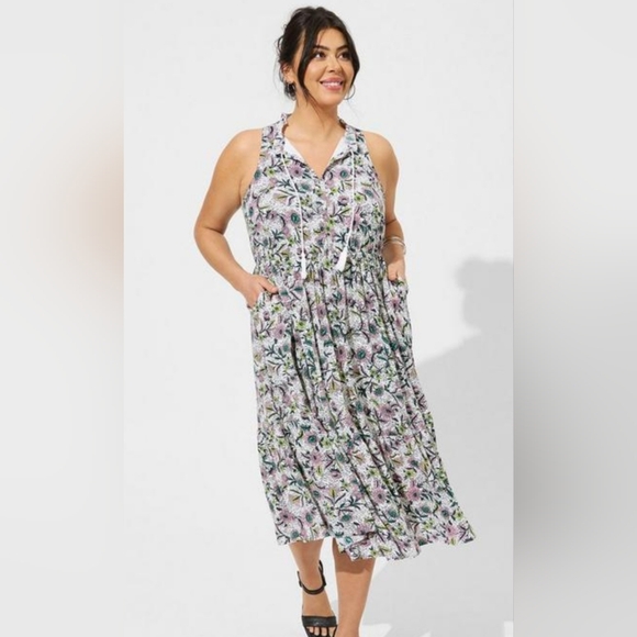 Torrid | Floral Gauze Tiered Dress | Size 1 - Picture 1 of 8